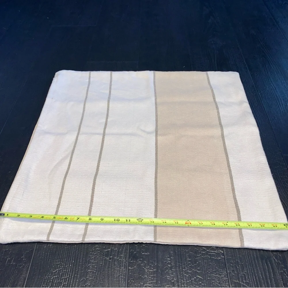 Pottery Barn 24x24‎ Pillow Cover Cotton Linen Beige Tan Cream Striped